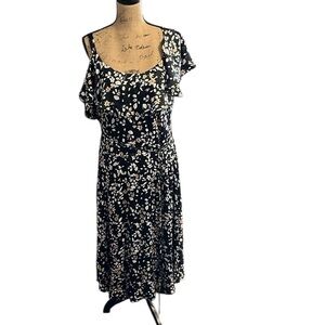 Lane Bryant Black and White Cold Shoulder Split Flutter Sleeve Midi Dress lined